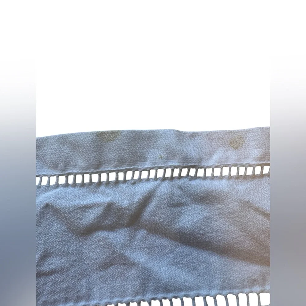 Set of 6 white vintage cotton placemats. Gently worn.